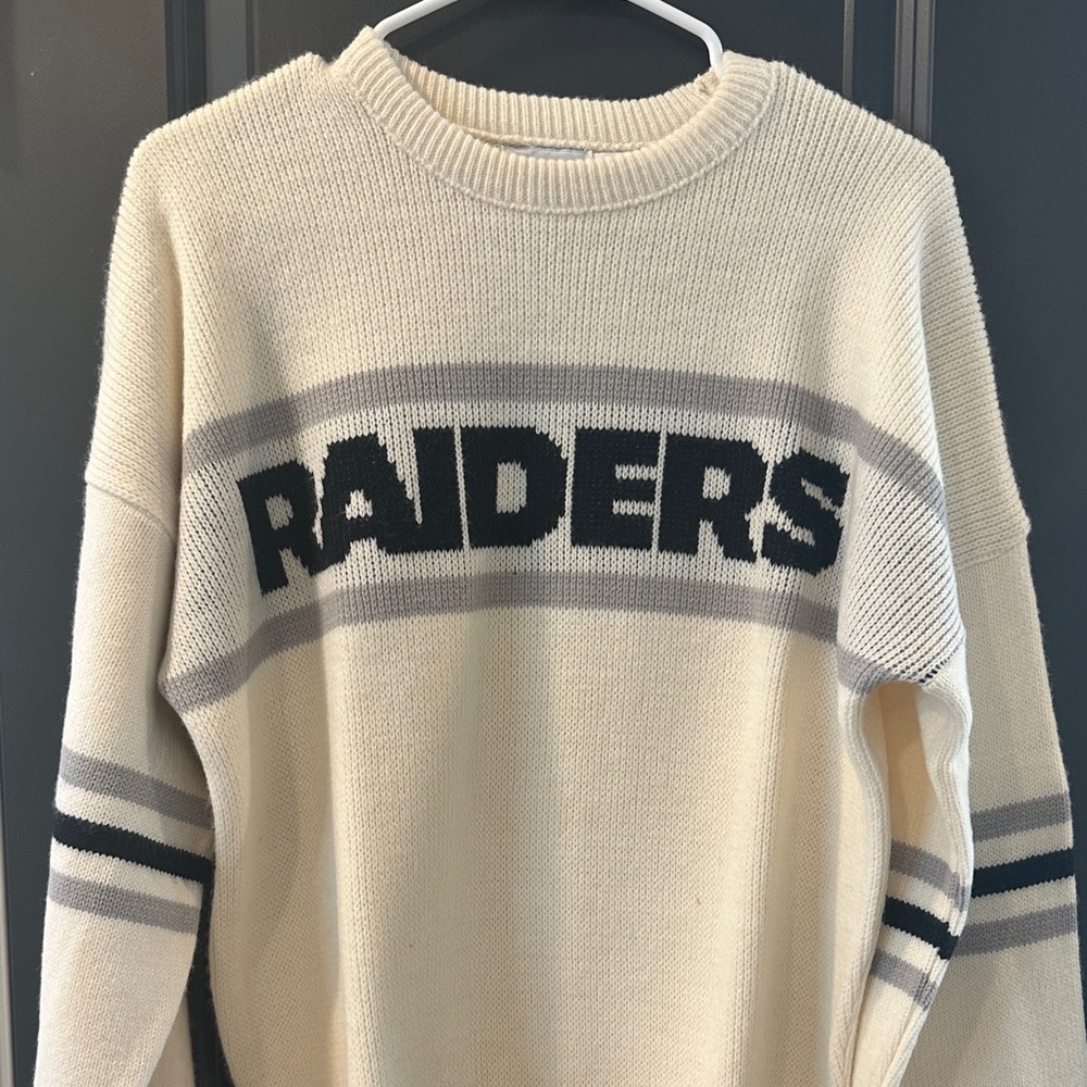 Vintage 80s NFL Oakland Raiders Sweater Cream&Black, Adult Sm, Cliff Engle Ltd.